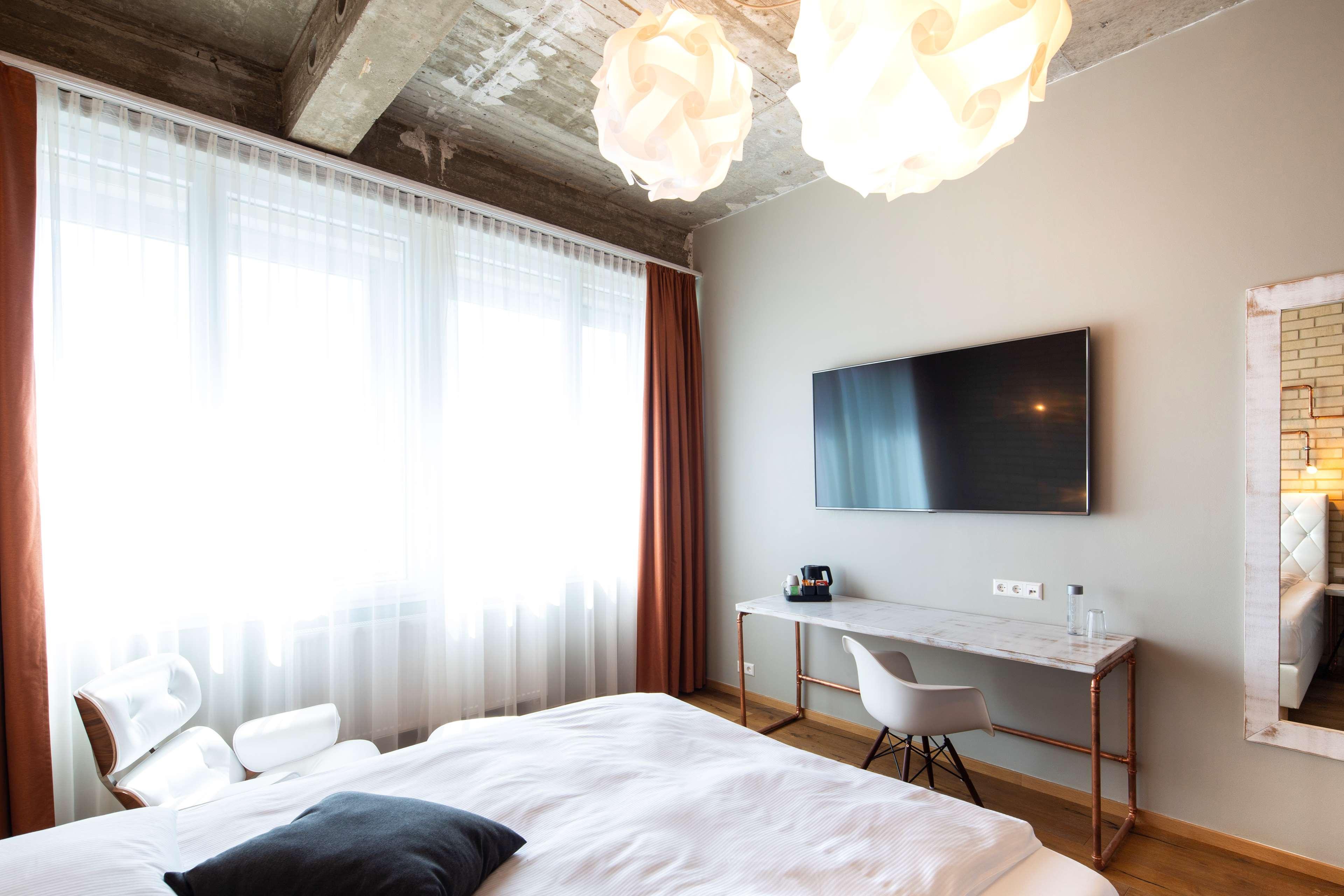 Loftstyle Hotel Eningen; Sure Hotel Collection By BW Eningen unter Achalm Luaran gambar