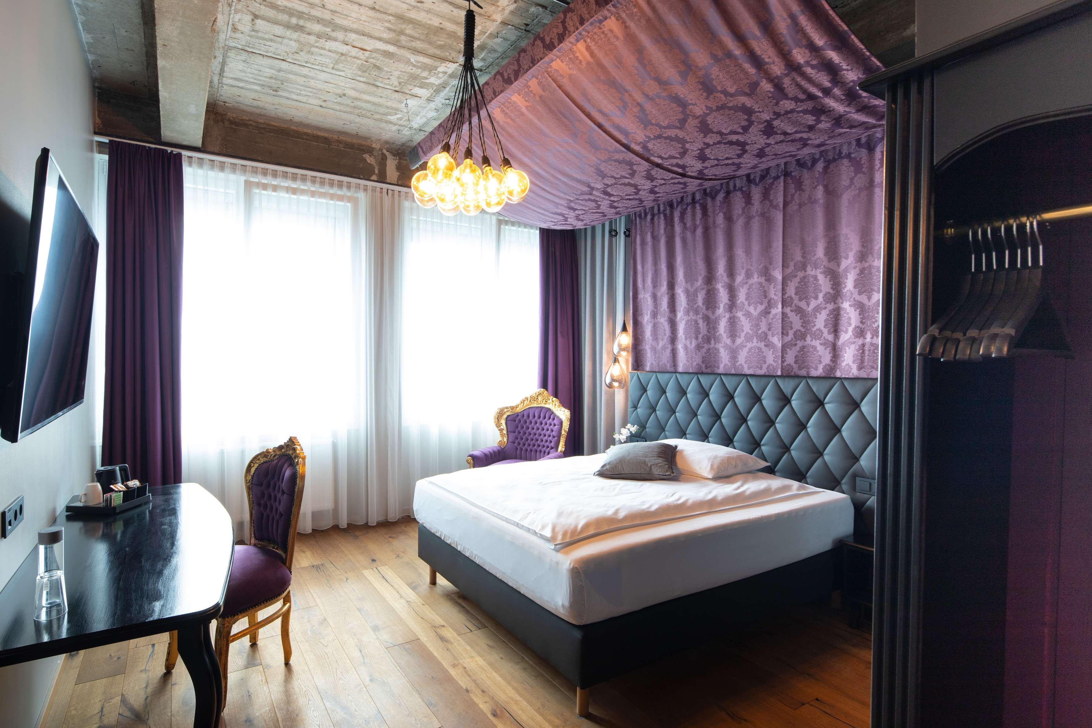 Loftstyle Hotel Eningen; Sure Hotel Collection By BW Eningen unter Achalm Luaran gambar